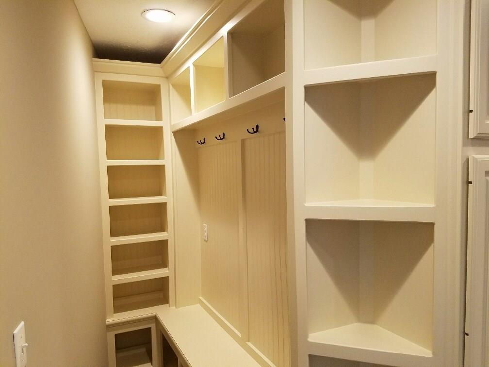 7429 Dean Road Indianapolis, IN 46250 - Photo 14 of 23 Gallery Image 14