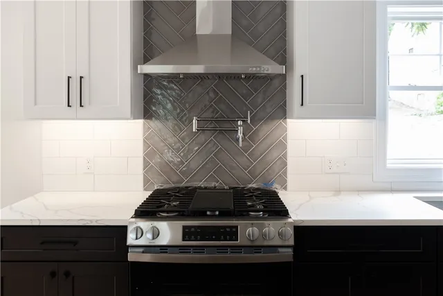 $670,000 | 212 St Louis Avenue, Woonsocket, RI 02895