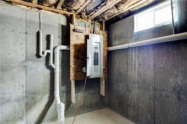 $670,000 | 212 St Louis Avenue, Woonsocket, RI 02895