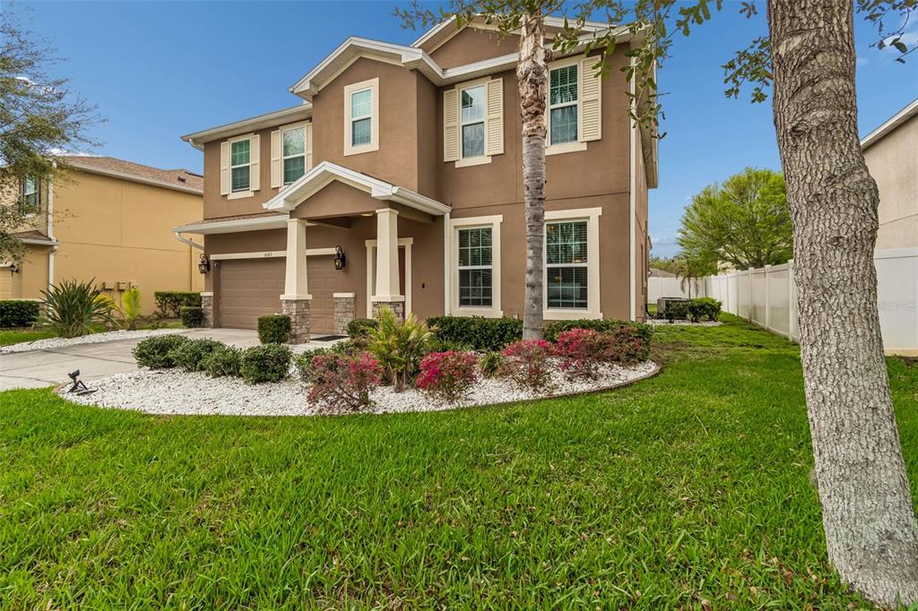 6105 Merrifield Drive Zephyrhills, FL 33541 - Photo 8 of 85