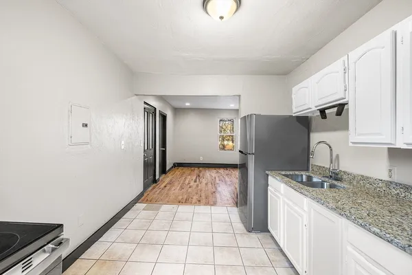 $1,600 | 76 Sherman Street, Unit 2, Gardner, MA 01440
