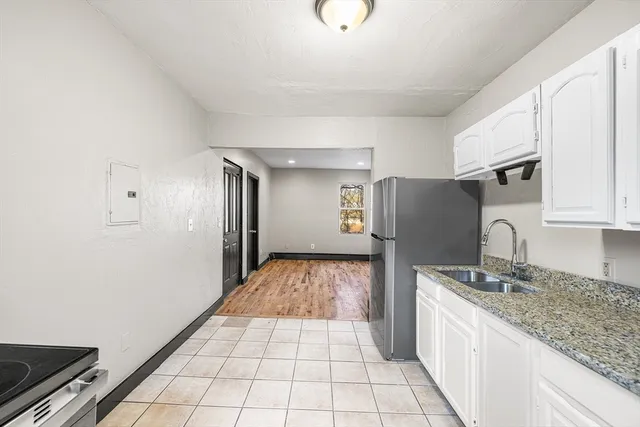 $1,600 | 76 Sherman Street, Unit 2, Gardner, MA 01440