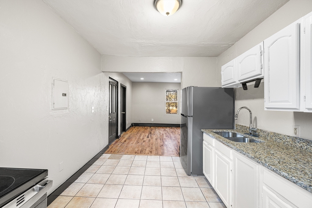 76 Sherman Street, Unit 2 Gardner, MA 01440 - Photo 12 of 15