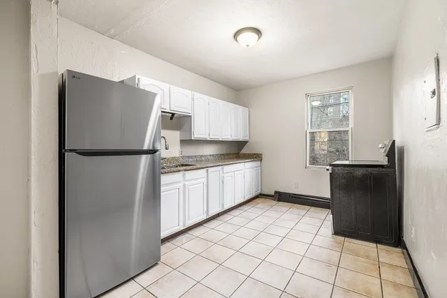 $1,600 | 76 Sherman Street, Unit 2, Gardner, MA 01440