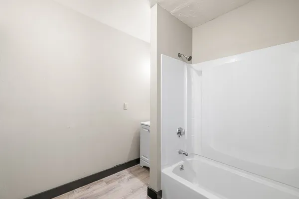 $1,600 | 76 Sherman Street, Unit 2, Gardner, MA 01440