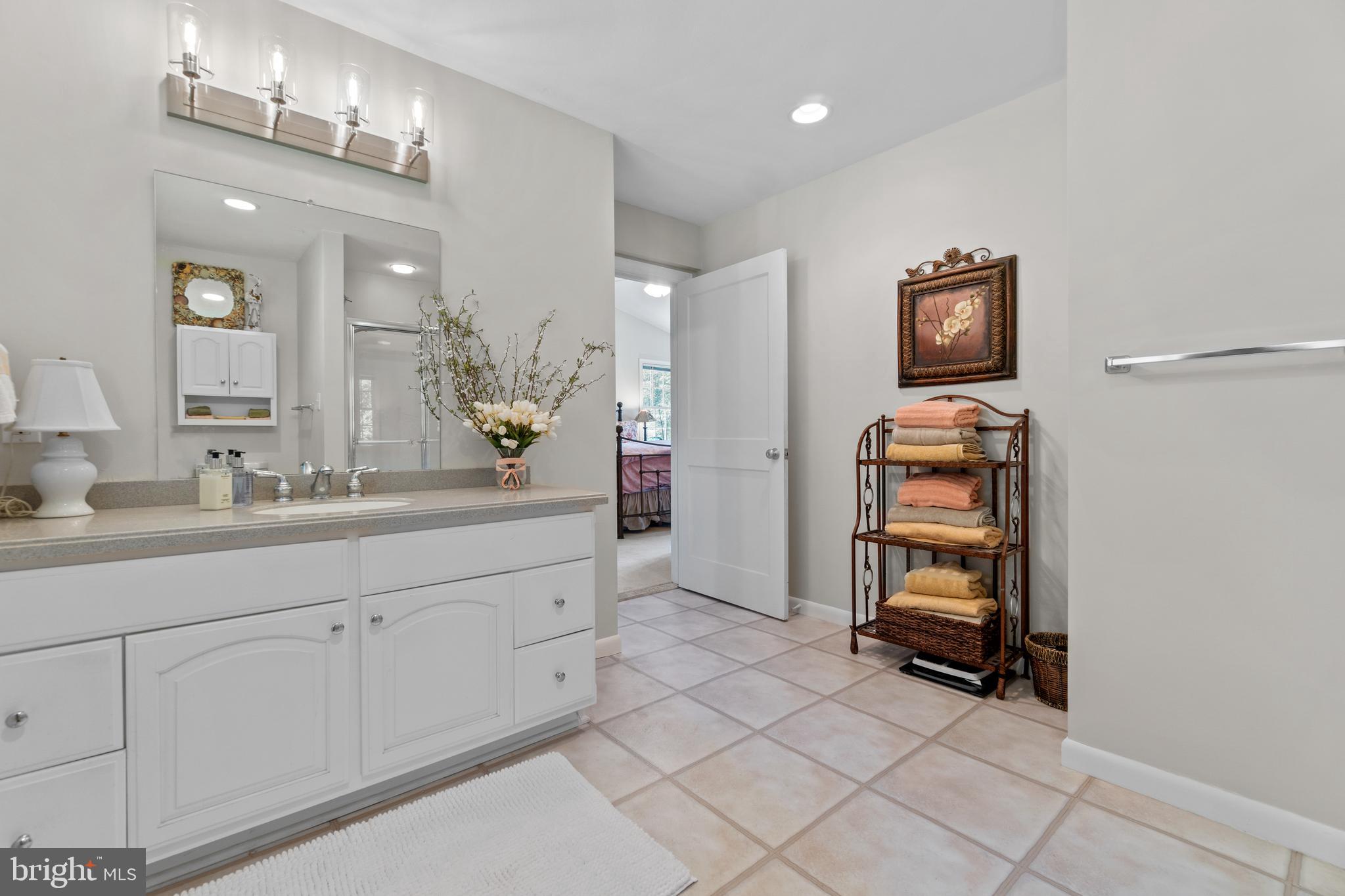 1717 Marymont Road Silver Spring, MD 20906 - Photo 26 of 35 Oversided Bathroom