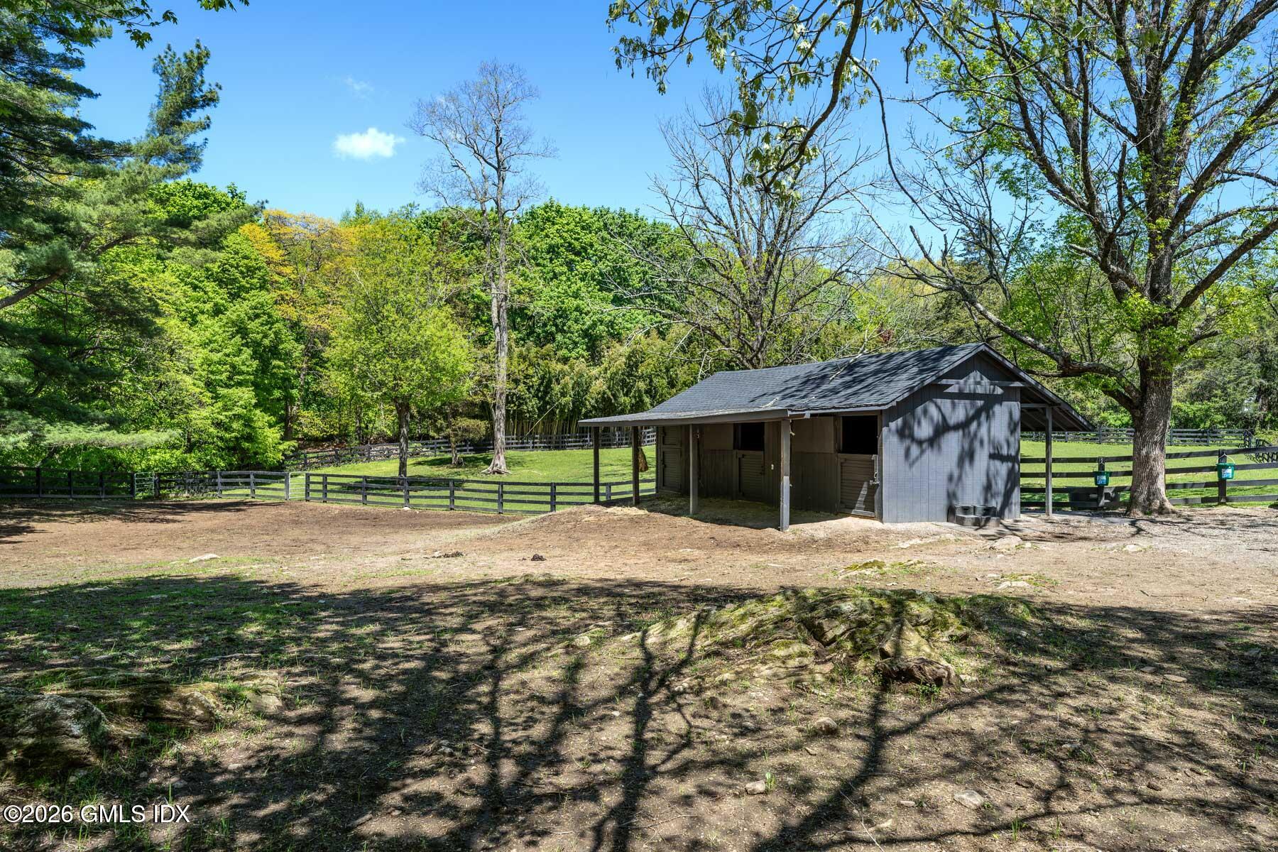 640 Round Hill Road Greenwich, CT 06831 - Photo 55 of 60 640 Round Hill Rd EXT 05-2026 35 - WEB