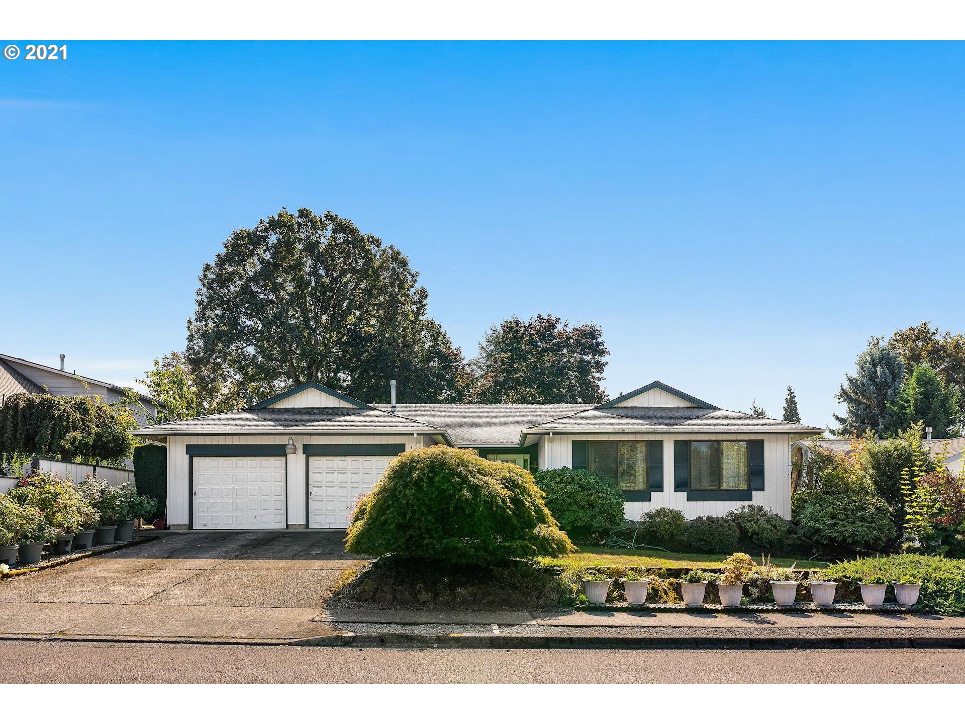 14620 Southwest Glenbrook Road Beaverton, OR 97007 - Photo 1 of 31 Gallery Image 1