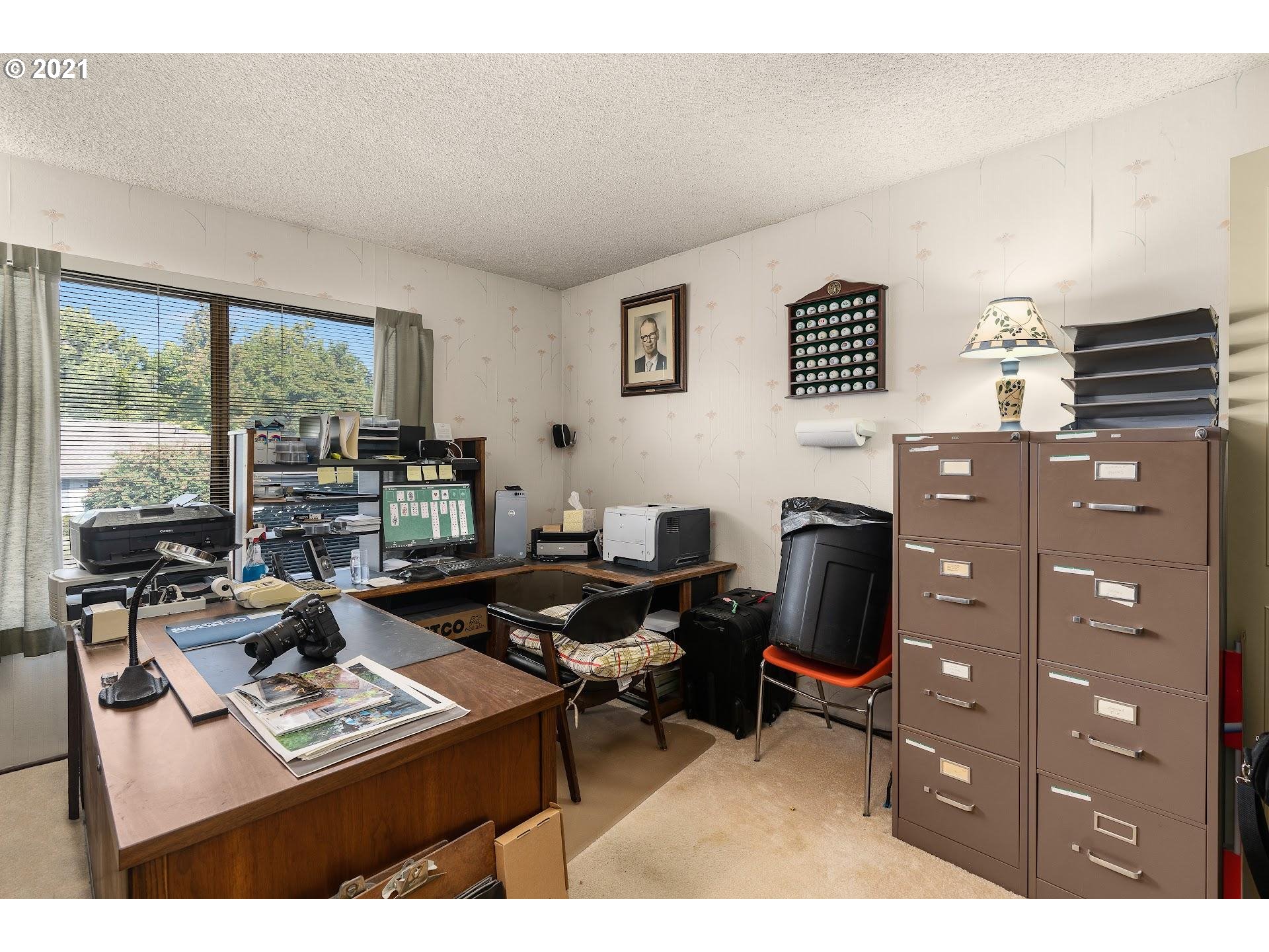 14620 Southwest Glenbrook Road Beaverton, OR 97007 - Photo 21 of 31 Gallery Image 21
