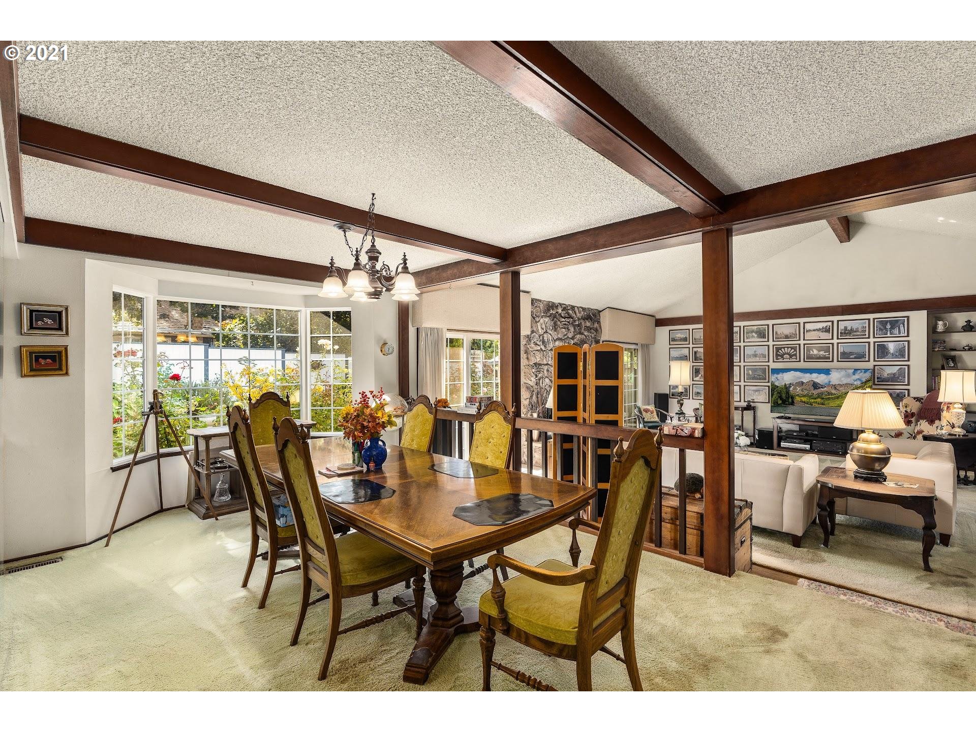 14620 Southwest Glenbrook Road Beaverton, OR 97007 - Photo 9 of 31 Gallery Image 9