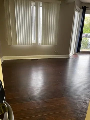 $1,500 | 2730 Mitchell Drive, Unit 2, Woodridge, IL 60517