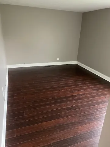 $1,500 | 2730 Mitchell Drive, Unit 2, Woodridge, IL 60517