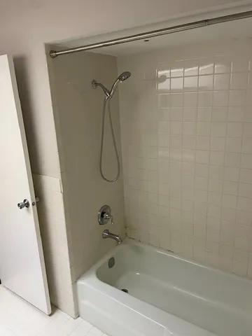 $1,500 | 2730 Mitchell Drive, Unit 2, Woodridge, IL 60517