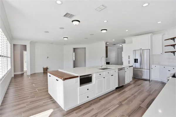 $885,000 | 8 Winters Landing Drive, Oakland, FL 34787