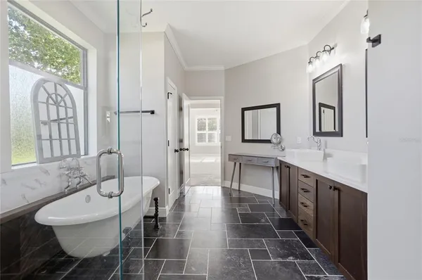 $885,000 | 8 Winters Landing Drive, Oakland, FL 34787