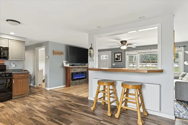 $385,000 | 594 North Deer Isle Road, Deer Isle, ME 04627