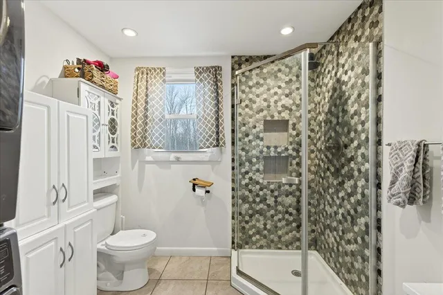 $385,000 | 594 North Deer Isle Road, Deer Isle, ME 04627