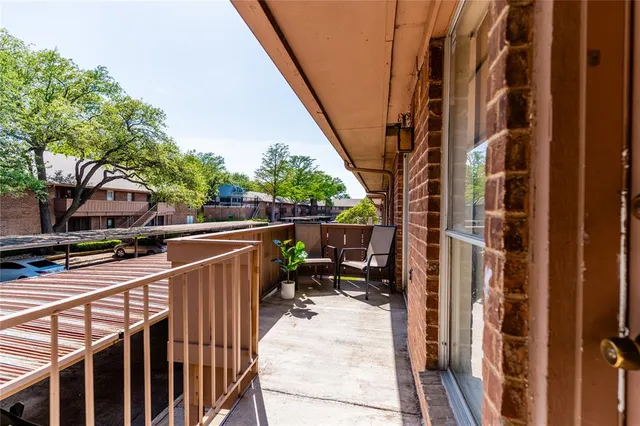 $214,000 | 10552 High Hollows Drive, Unit 234, Dallas, TX 75230