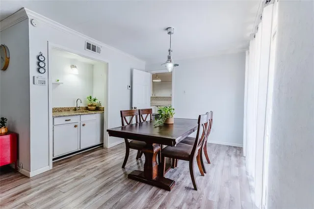 $214,000 | 10552 High Hollows Drive, Unit 234, Dallas, TX 75230