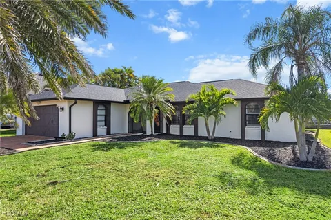 $549,900 | 2546 Southwest 38th Terrace, Cape Coral, FL 33914