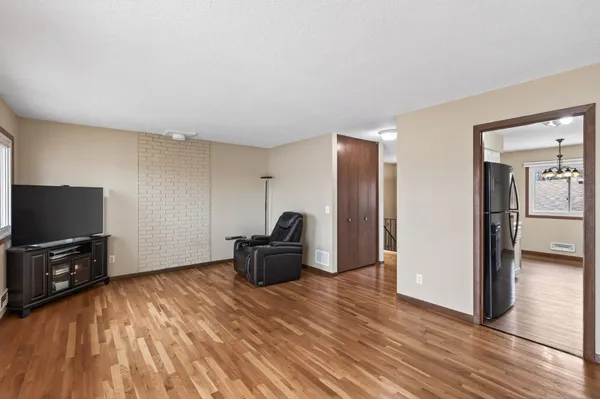 $230,000 | 7023 146th St Court, Apple Valley, MN 55124