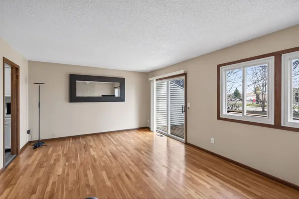 $230,000 | 7023 146th St Court, Apple Valley, MN 55124