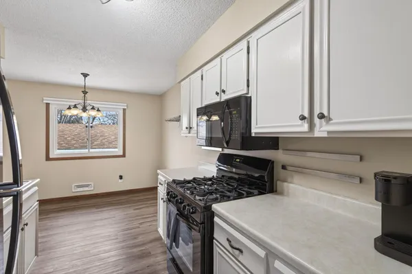 $230,000 | 7023 146th St Court, Apple Valley, MN 55124