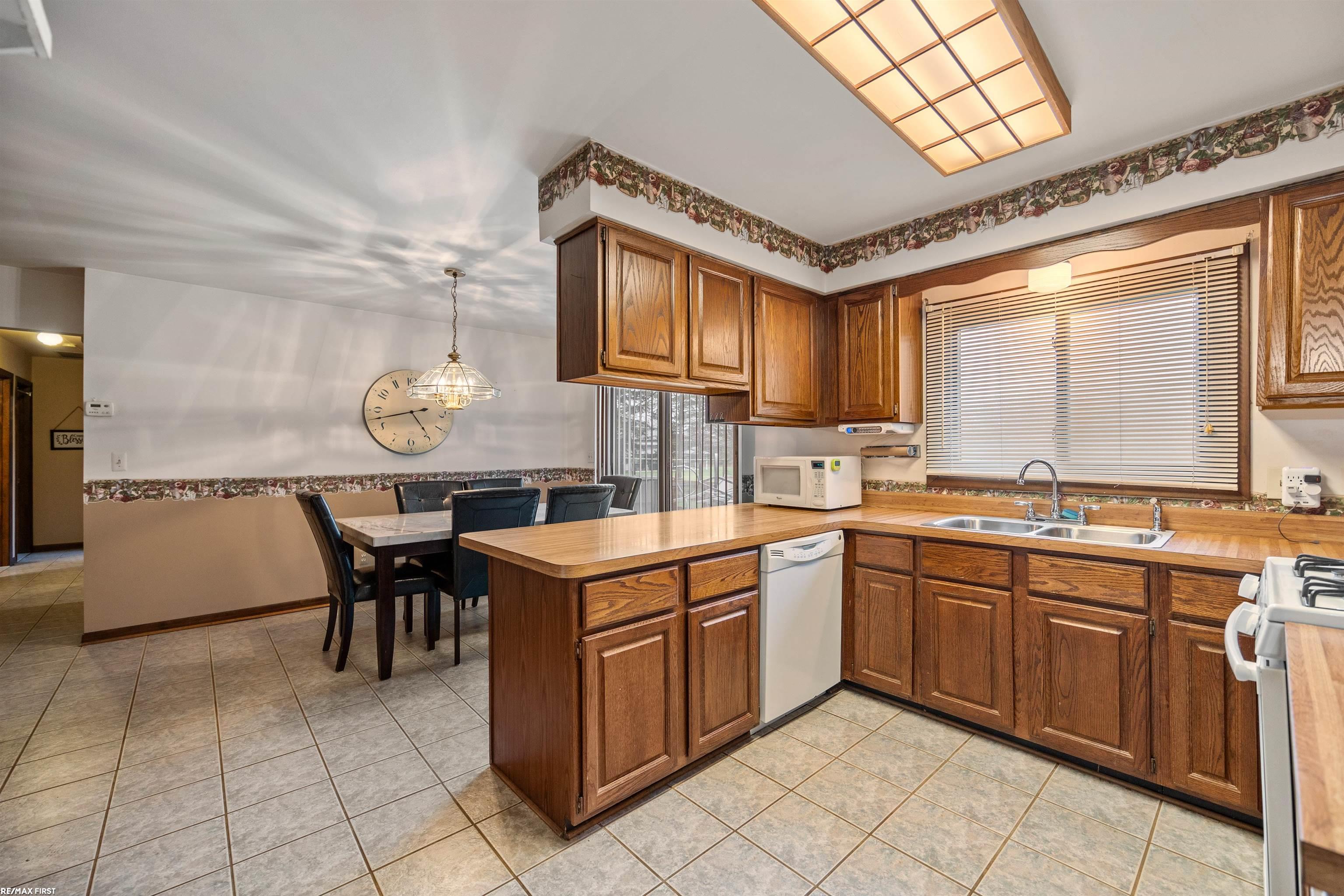 15850 29 Mile Road Ray, MI 48096 - Photo 7 of 27