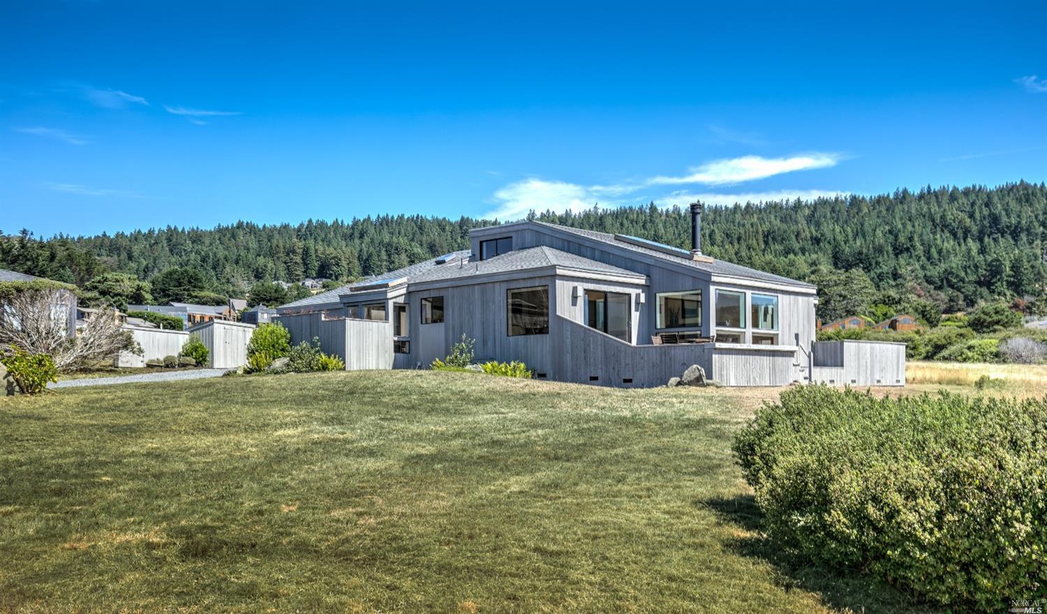 396 Bluff Reach The Sea Ranch, CA 95497 - Photo 1 of 1 Gallery Image 1