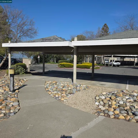 $2,550 | 4360 Eagle Peak Road, Unit B, Concord, CA 94521