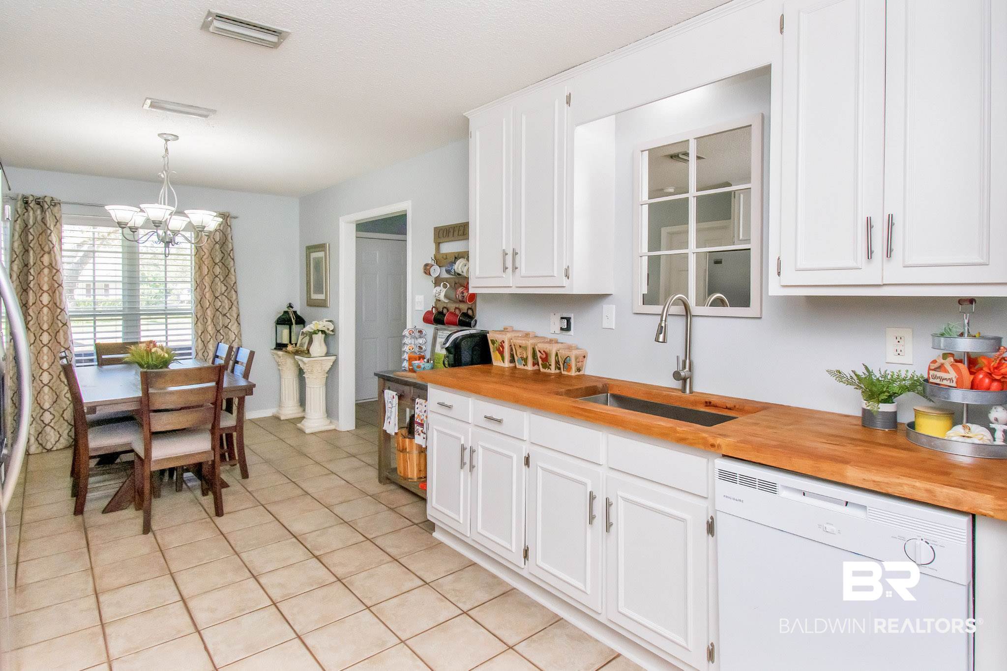 10905 Pelican Bay Drive Theodore, AL 36582 - Photo 10 of 35