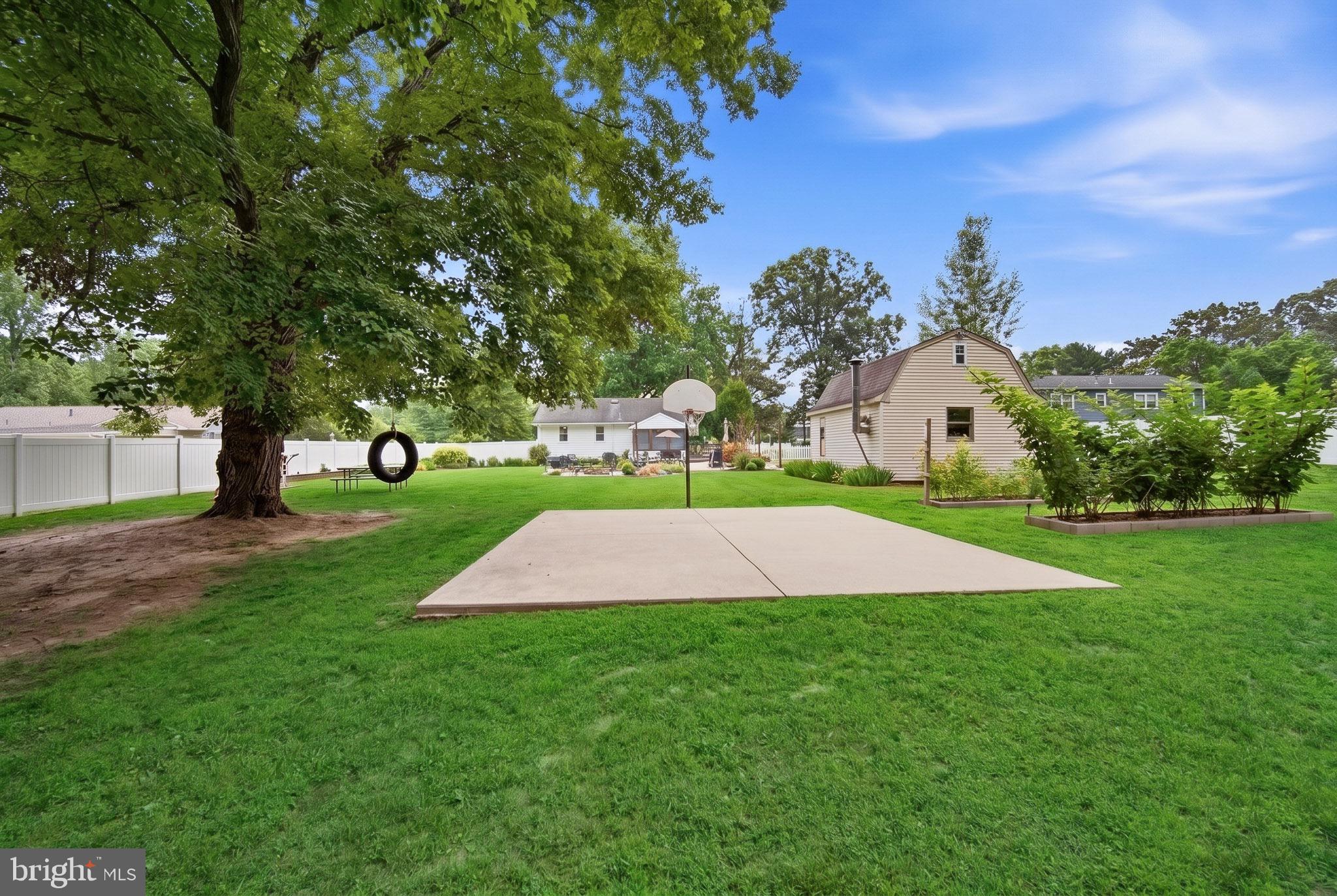 1269 Tanyard Road Sewell, NJ 08080 - Photo 8 of 38