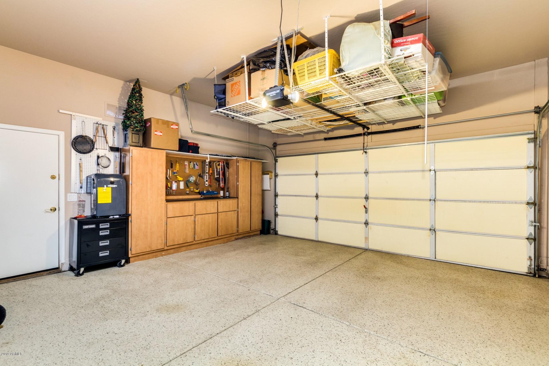 4170 East Pommel Loop Gilbert, AZ 85297 - Photo 24 of 41 Garage