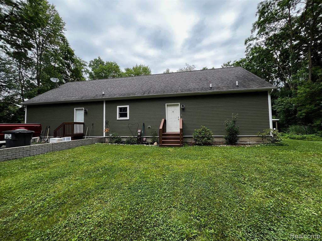895 Jennings Road Whitmore Lake, MI 48189 - Photo 2 of 49 Gallery Image 2