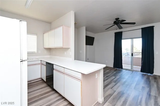 $195,000 | 5751 East Hacienda Avenue, Unit 264, Las Vegas, NV 89122