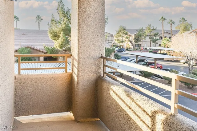 $195,000 | 5751 East Hacienda Avenue, Unit 264, Las Vegas, NV 89122