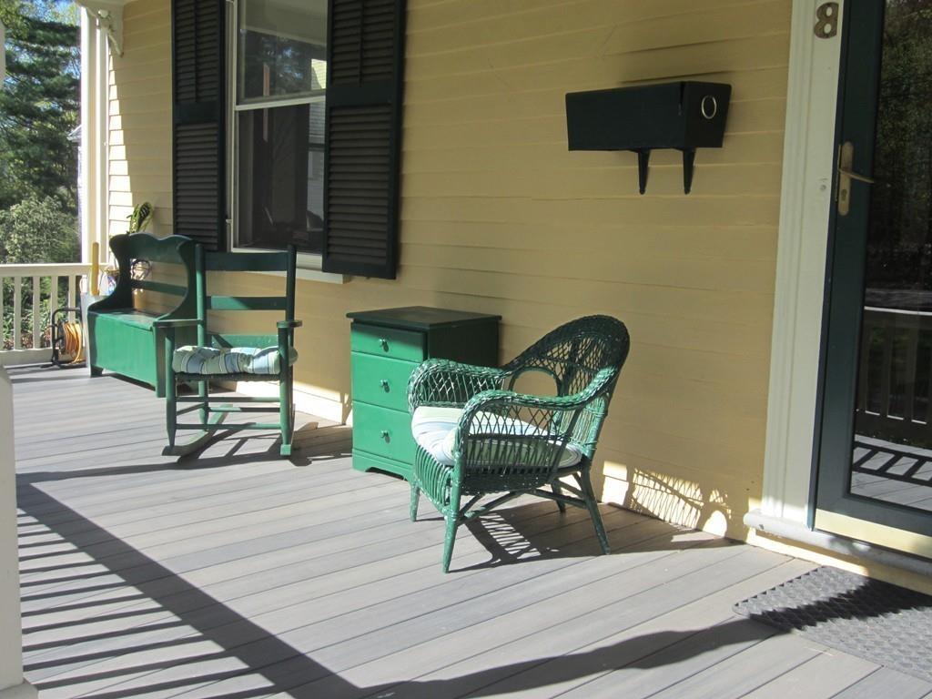 28 Longfellow Road Wellesley, MA 02481 - Photo 3 of 27