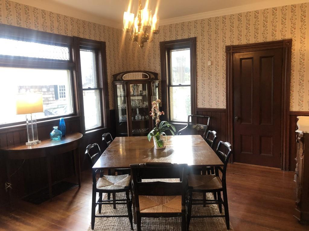 28 Longfellow Road Wellesley, MA 02481 - Photo 7 of 27