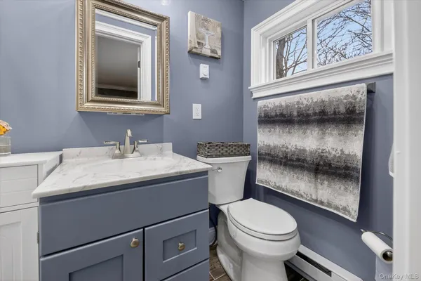 $549,000 | 313 Chestnut Avenue, New Windsor, NY 12553
