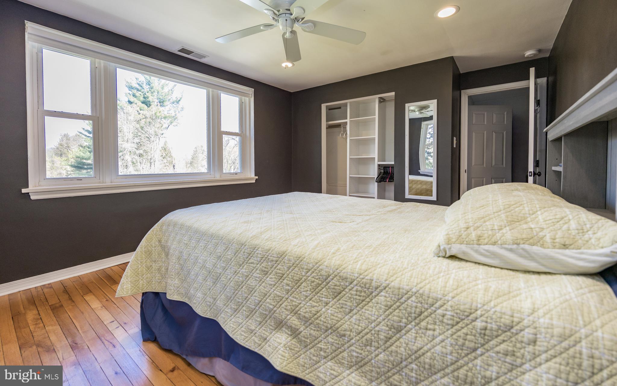 820 Sharpless Road Hockessin, DE 19707 - Photo 7 of 55