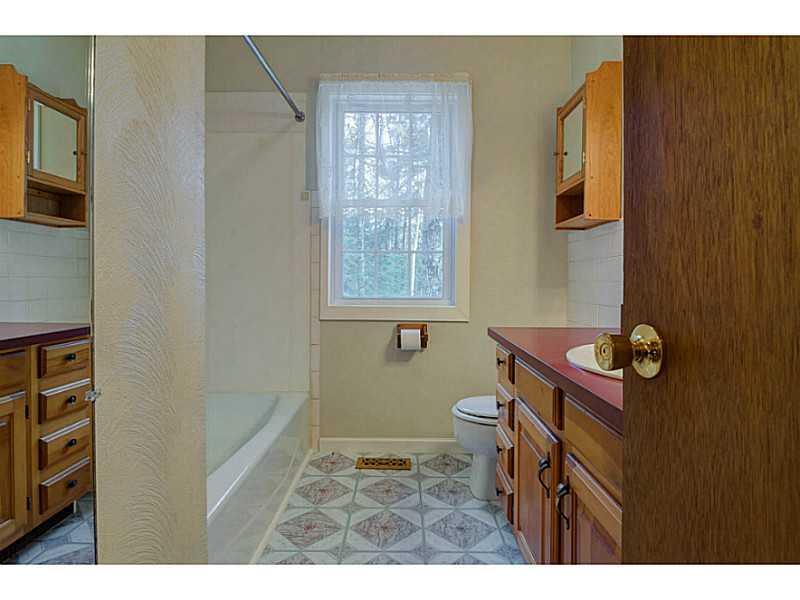213 Hill Road West Bath, ME 04530 - Photo 22 of 31 Bathroom.
