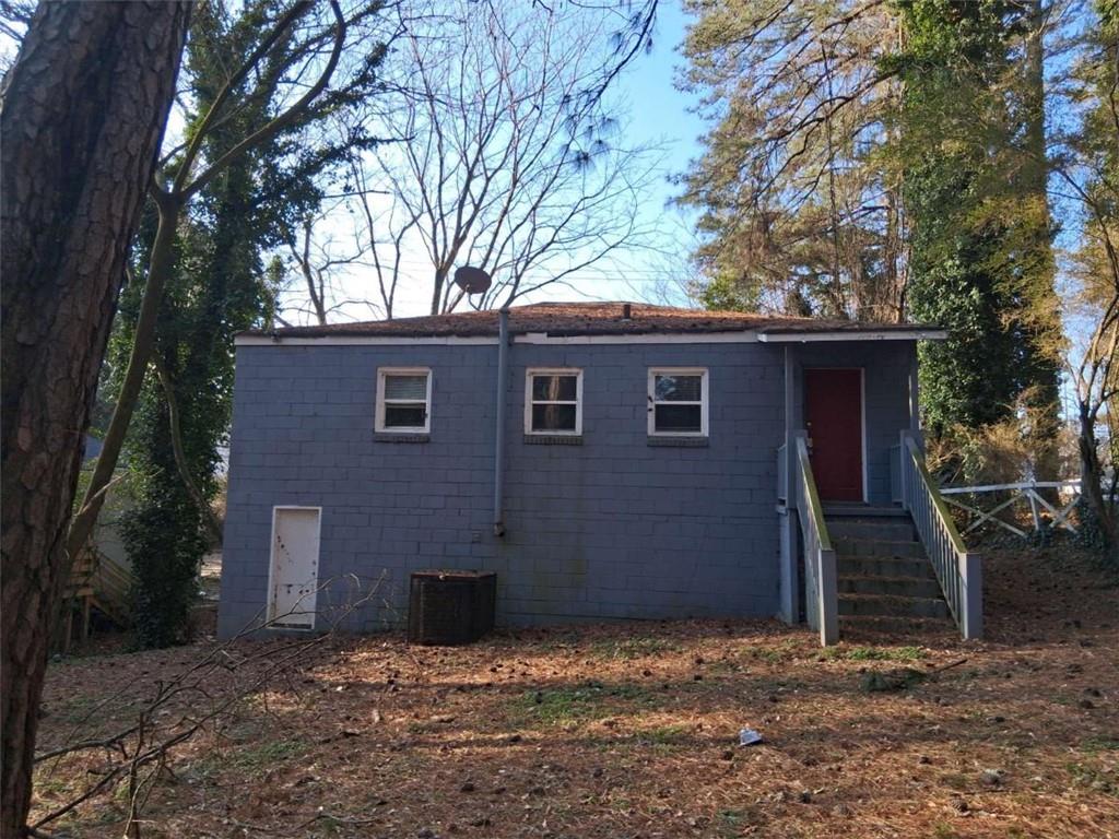 2835 Burton Road Northwest Atlanta, GA 30311 - Photo 2 of 18