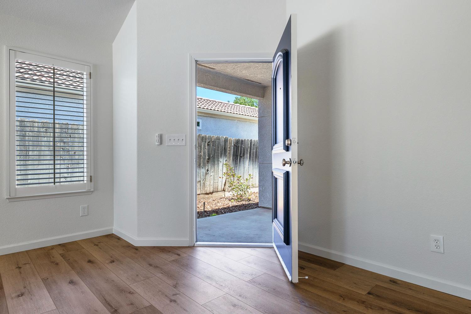 6337 North Rafael Avenue Fresno, CA 93711 - Photo 6 of 49
