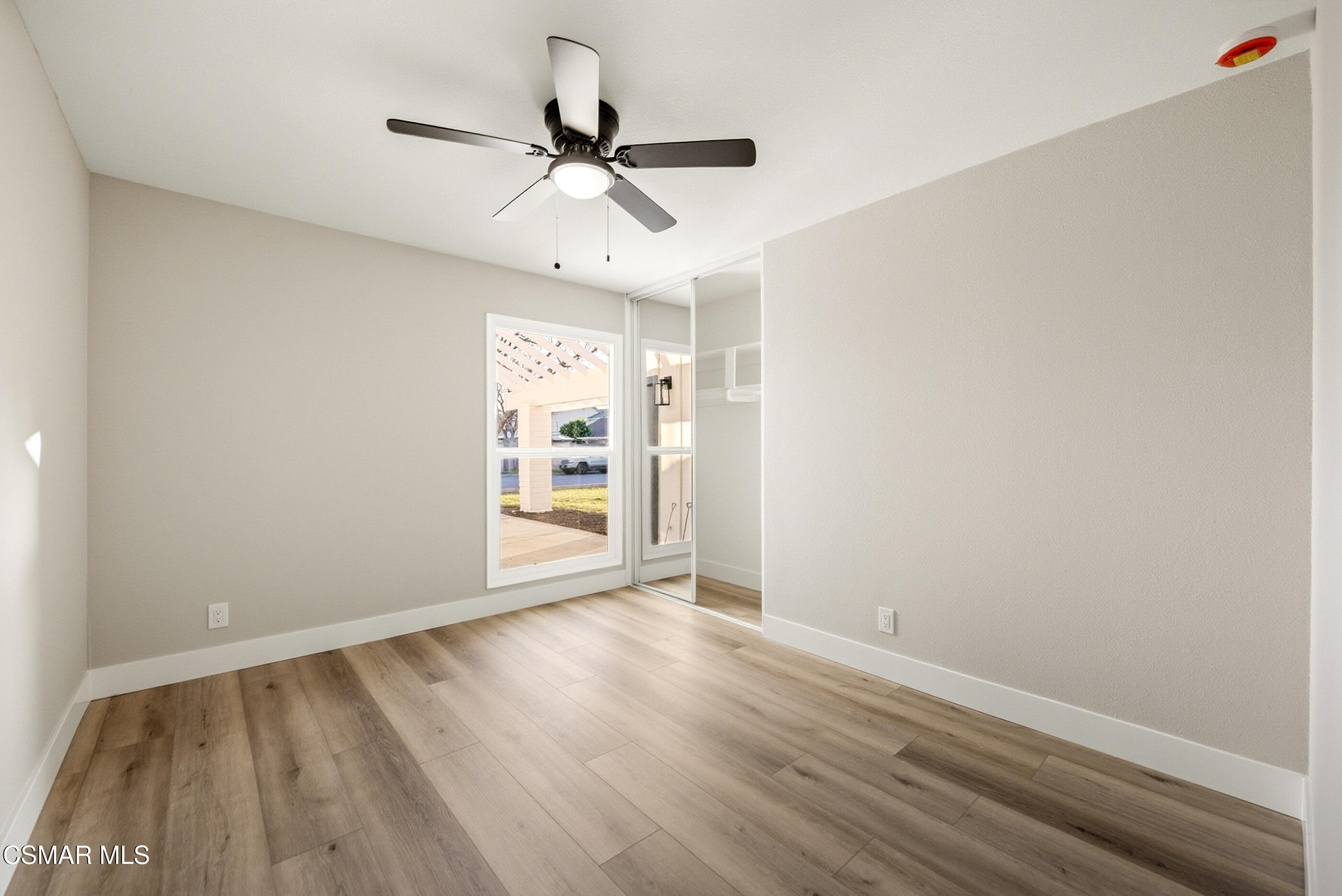 2405 Lee Street Simi Valley, CA 93065 - Photo 20 of 34 2405 Lee St Simi Valley-20