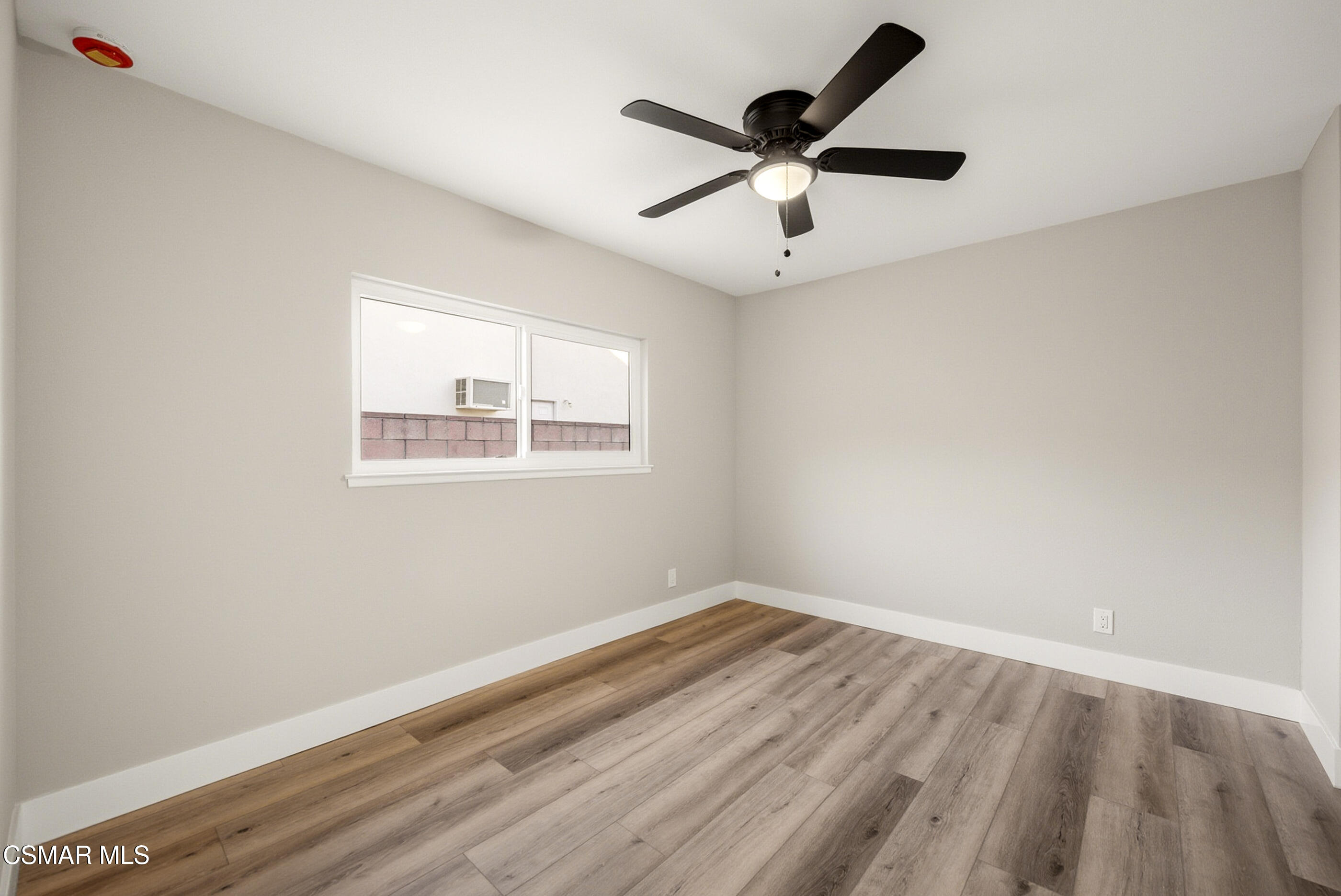 2405 Lee Street Simi Valley, CA 93065 - Photo 21 of 34 2405 Lee St Simi Valley-21