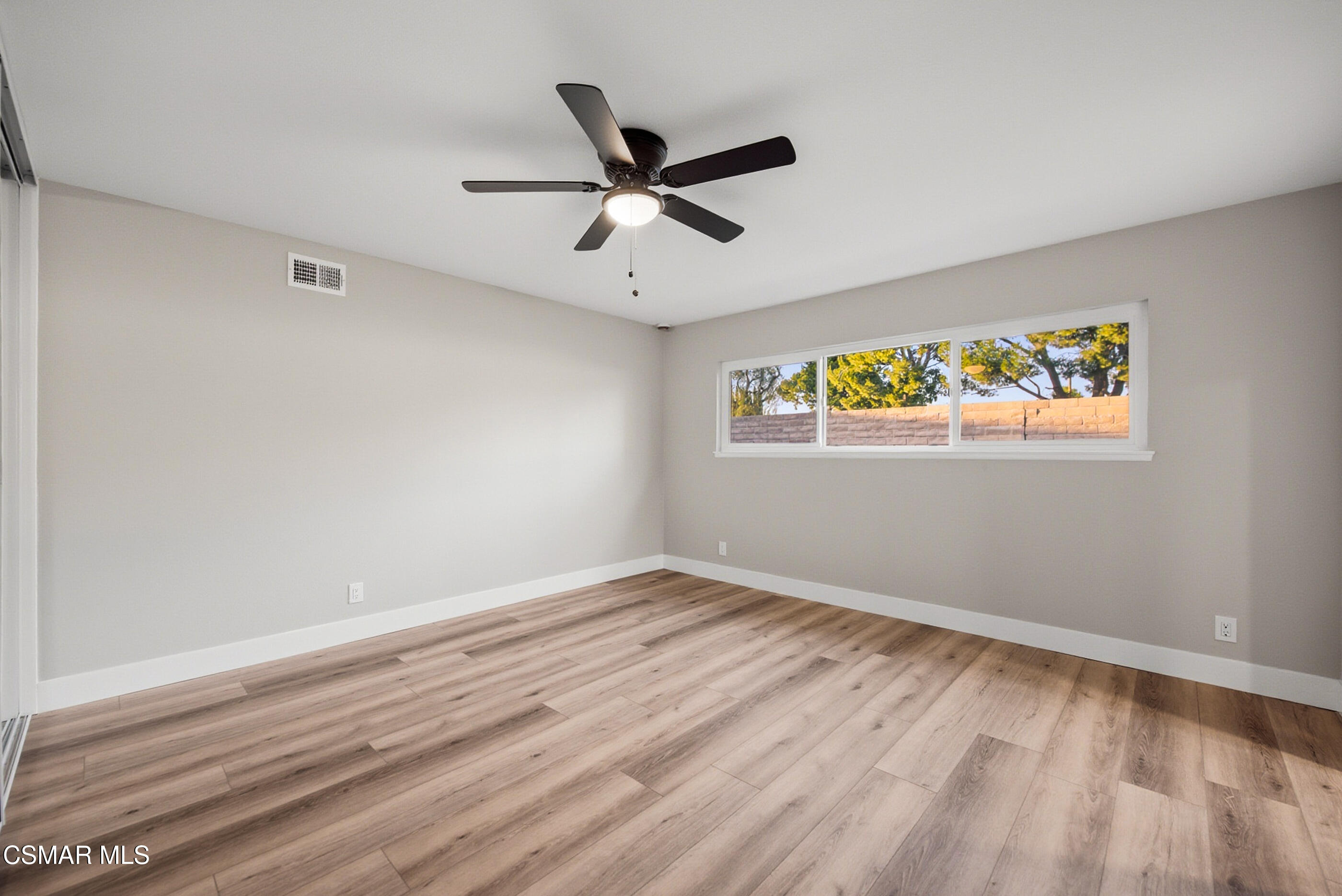 2405 Lee Street Simi Valley, CA 93065 - Photo 24 of 34 2405 Lee St Simi Valley-24