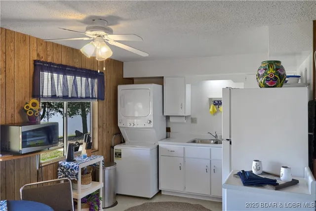 $164,900 | 412 Bowers Drive, Unit B, Camdenton, MO 65020