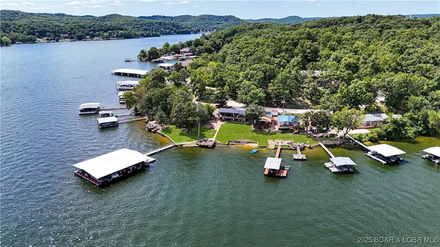 $164,900 | 412 Bowers Drive, Unit B, Camdenton, MO 65020