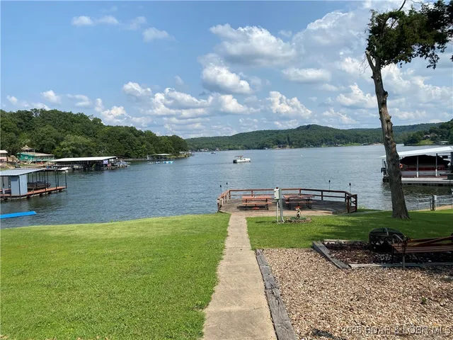 $164,900 | 412 Bowers Drive, Unit B, Camdenton, MO 65020