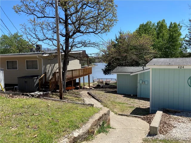 $164,900 | 412 Bowers Drive, Unit B, Camdenton, MO 65020